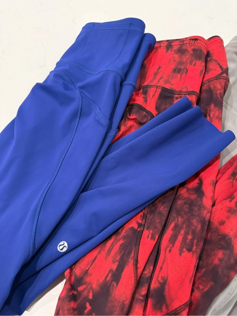 Lululemon Bundle Of 3 Leggings size 2/4 - Picture 3 of 7